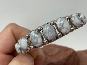 Seven Stone Howlite Bracelet
